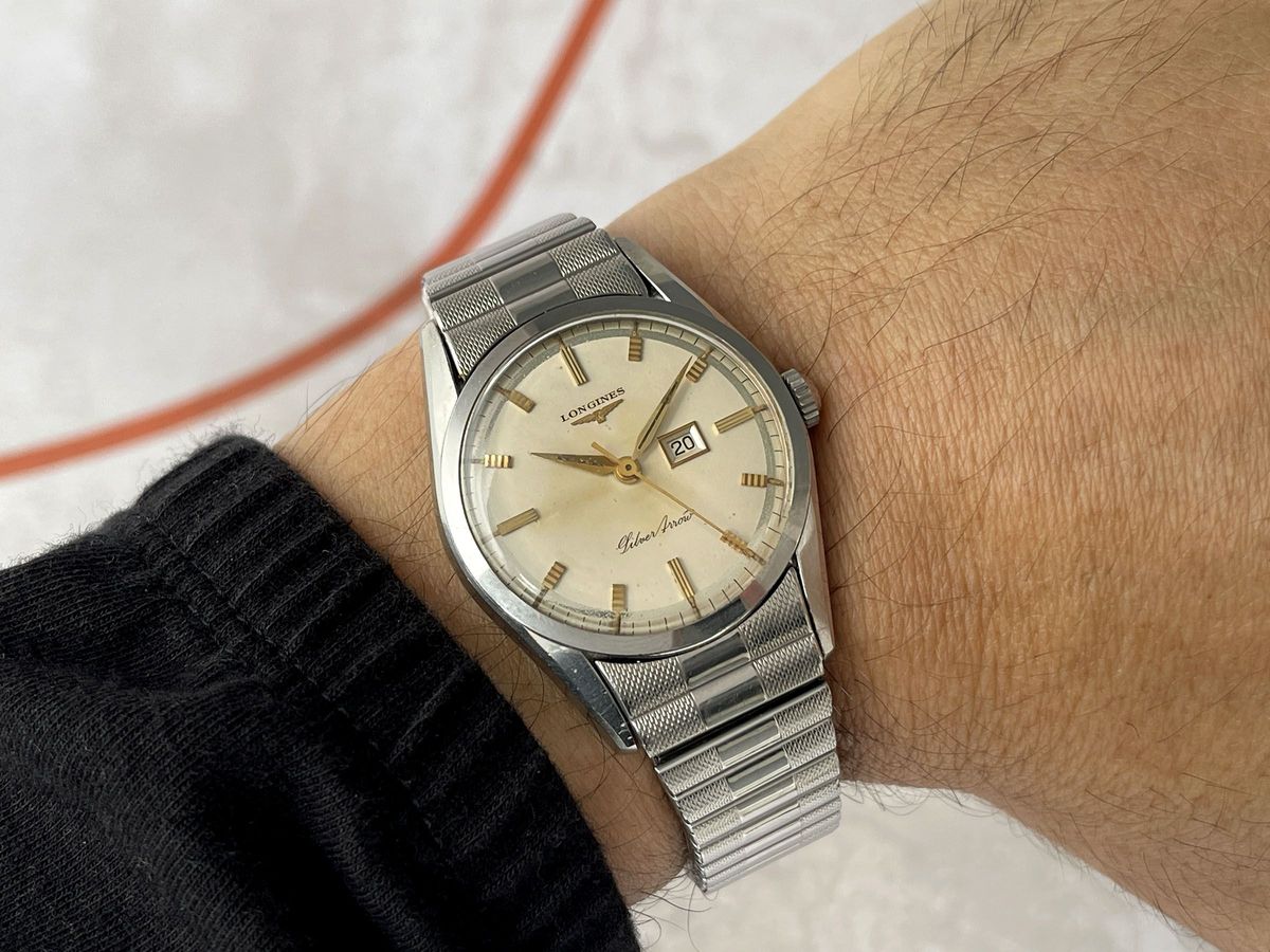 cầm đồng hồ Longines